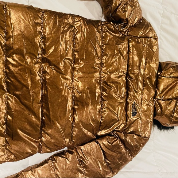 North Face Long Parka - Picture 2 of 8